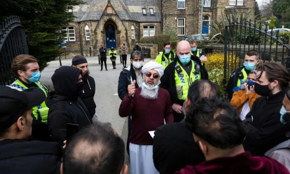 Δάσκαλος “πήγε σπίτι του” μετά την εμφάνιση σκίτσων του Μωάμεθ